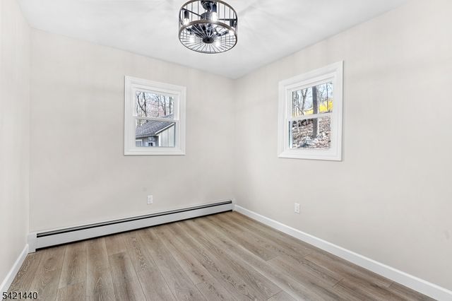 67 Breakneck Rd, Vernon Twp., NJ 07422