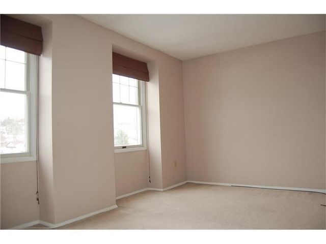 119 Ligonier Ln, Plum Boro, PA 15068