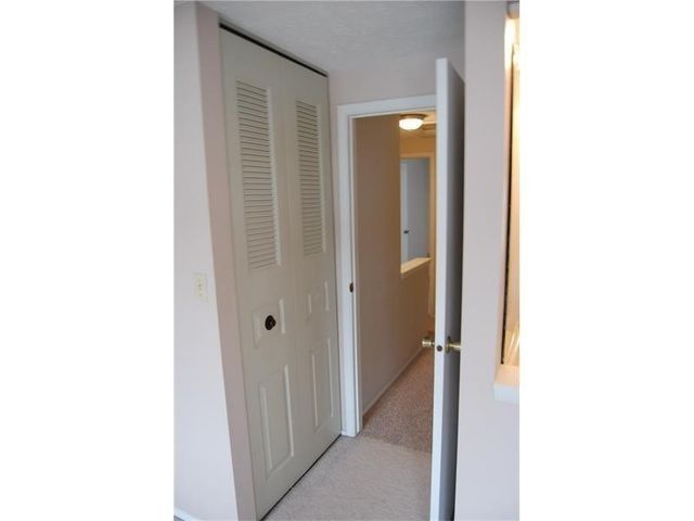 119 Ligonier Ln, Plum Boro, PA 15068