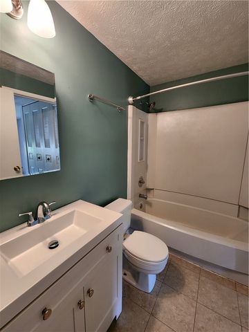 119 Ligonier Ln, Plum Boro, PA 15068