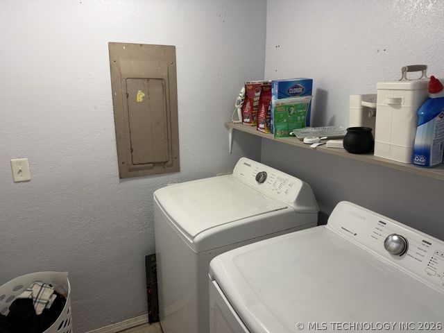 114 E 6th Street, Claremore, OK 74017