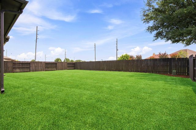 10010 Conner Landing Lane, Cypress, TX 77433