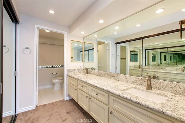 22564 Galilea 32, Mission Viejo, CA 92692