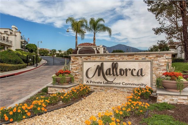 22564 Galilea 32, Mission Viejo, CA 92692