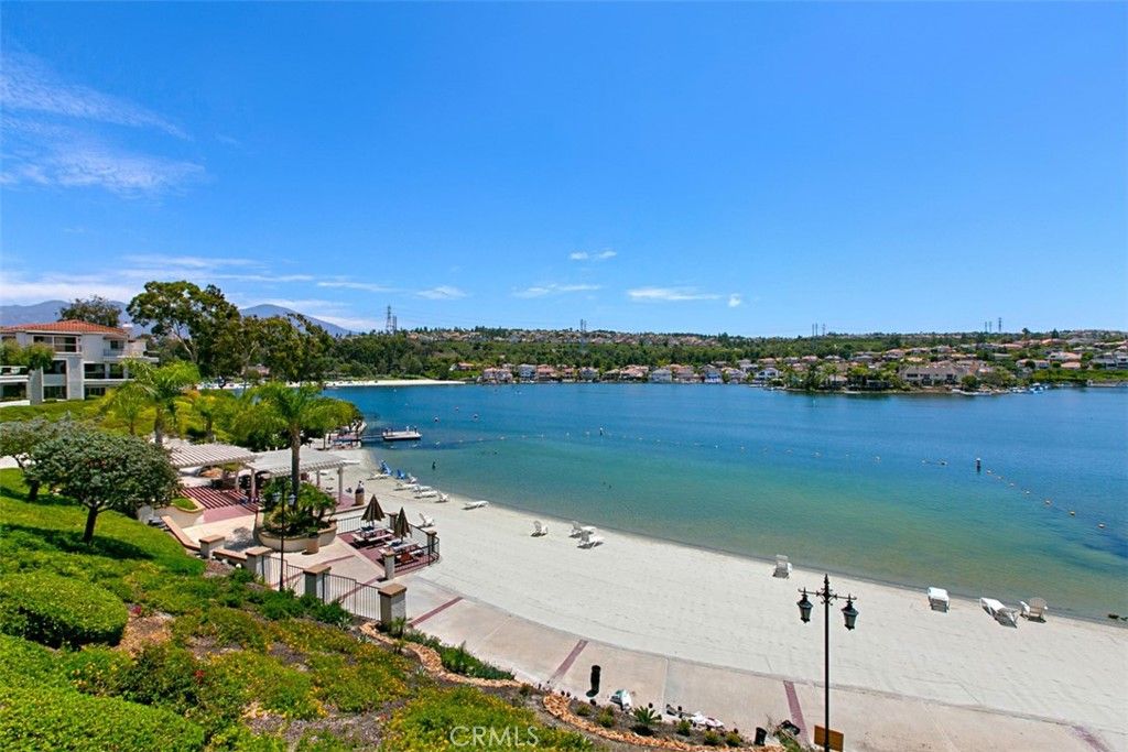 22564 Galilea 32, Mission Viejo, CA 92692