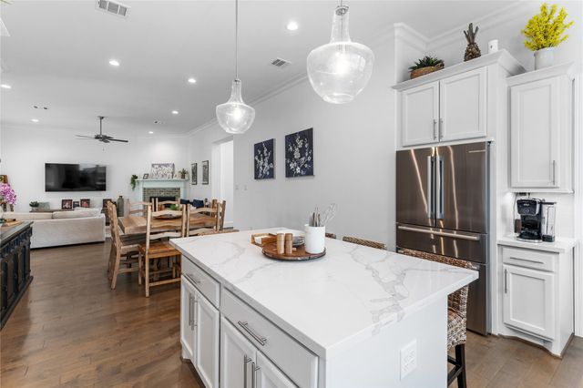 106 Golden Eye Court, Montgomery, TX 77316