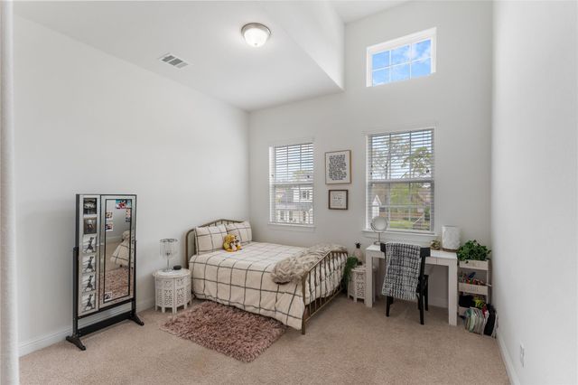 106 Golden Eye Court, Montgomery, TX 77316