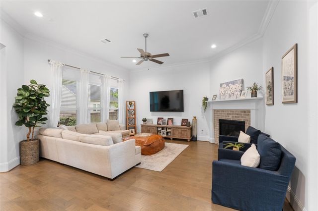 106 Golden Eye Court, Montgomery, TX 77316