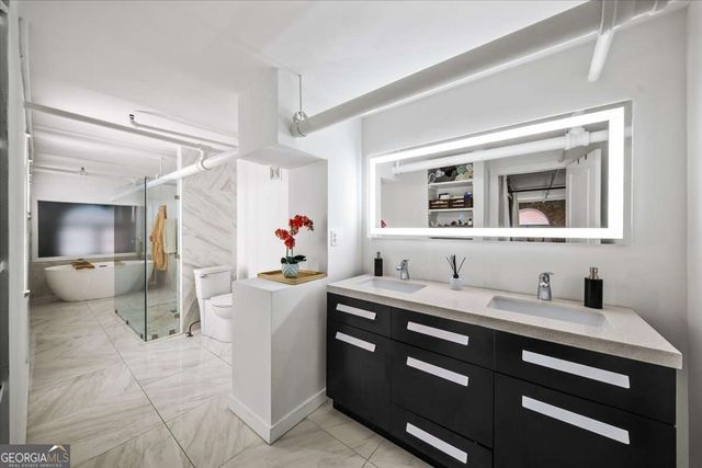 330 Peters Street SW 105, Atlanta, GA 30313