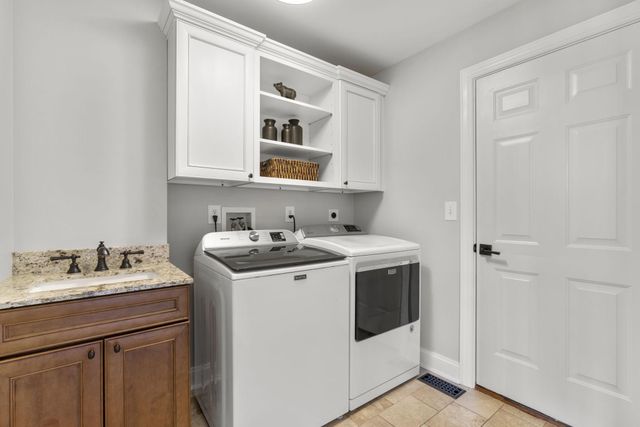 3088 BALLESTERAS CT, Mount Airy, MD 21771