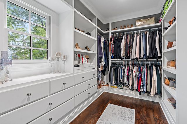 5622 Hillview Dr, Brentwood, TN 37027