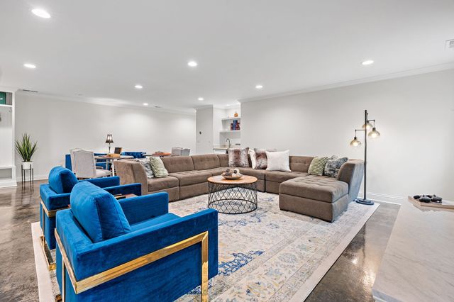 5622 Hillview Dr, Brentwood, TN 37027