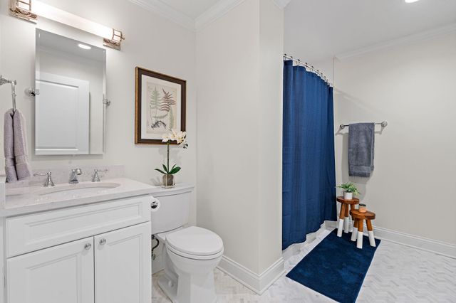 5622 Hillview Dr, Brentwood, TN 37027