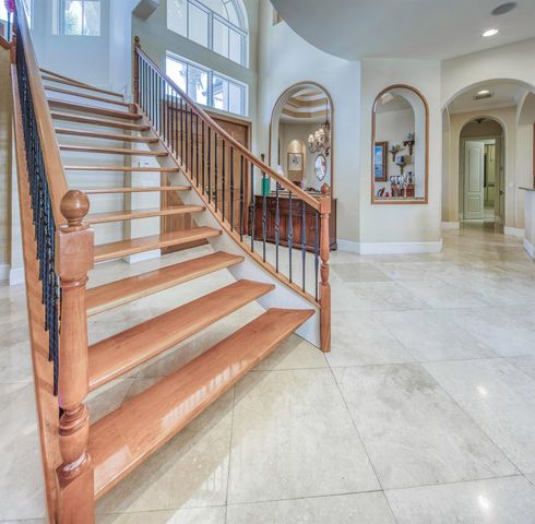 945 Cypress Drive, Delray Beach, FL 33483