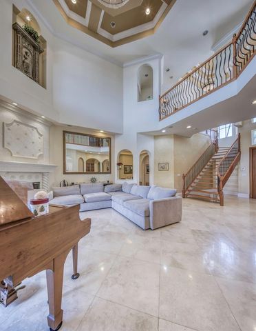 945 Cypress Drive, Delray Beach, FL 33483