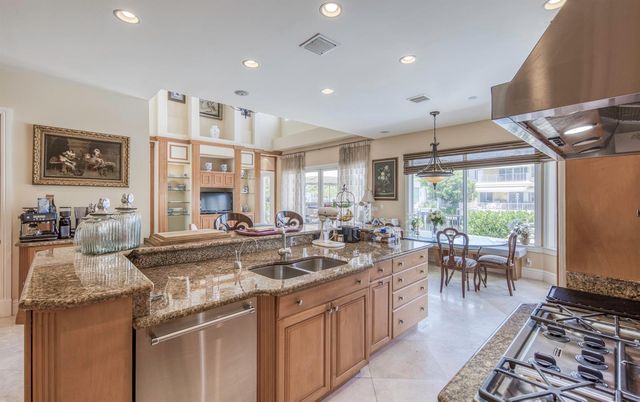 945 Cypress Drive, Delray Beach, FL 33483
