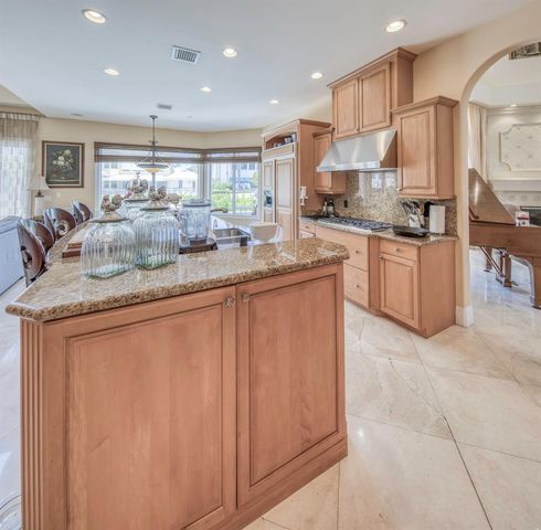 945 Cypress Drive, Delray Beach, FL 33483