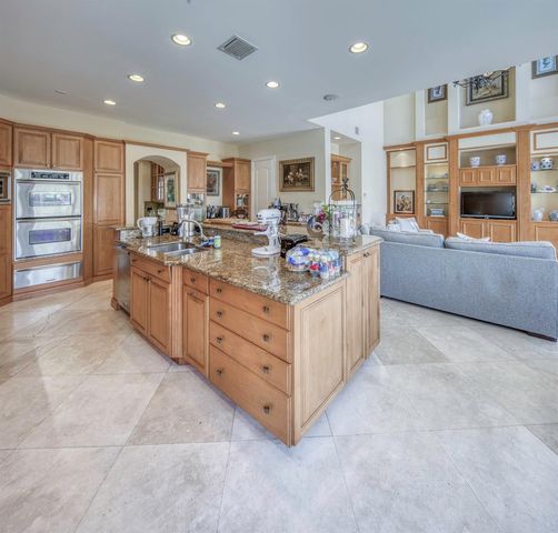 945 Cypress Drive, Delray Beach, FL 33483