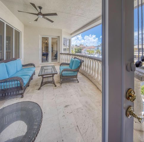 945 Cypress Drive, Delray Beach, FL 33483