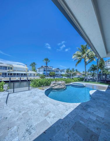 945 Cypress Drive, Delray Beach, FL 33483