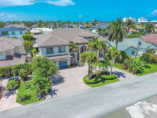 945 Cypress Drive, Delray Beach, FL 33483