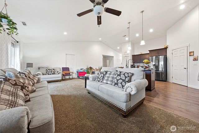 3304 W Crabapple Court, Moses Lake, WA 98837