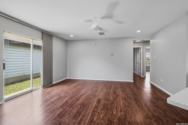 9855 Burr Press, San Antonio, TX 78245