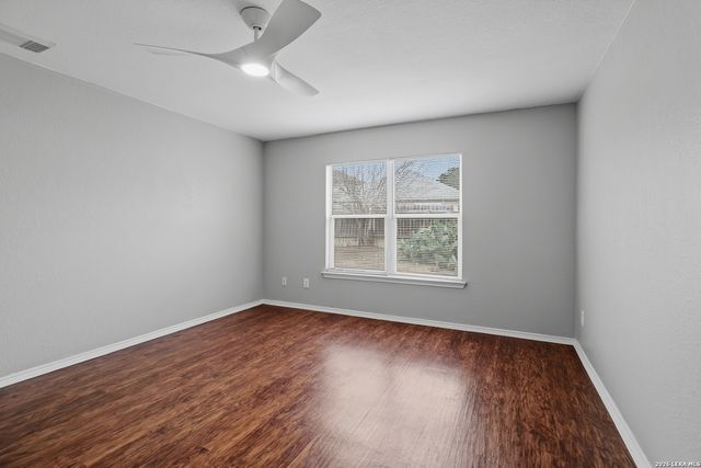 9855 Burr Press, San Antonio, TX 78245