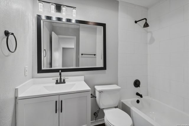 9855 Burr Press, San Antonio, TX 78245