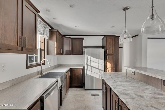 51 W West Mountain Road, Corinth, NY 12822