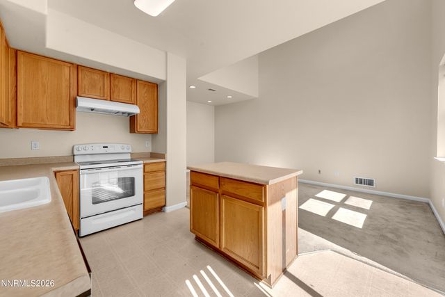 9248 Running Dog Circle, Reno, NV 89506