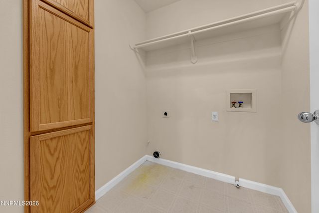 9248 Running Dog Circle, Reno, NV 89506