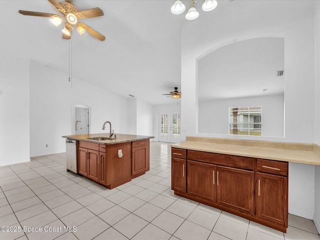 507 Fitzsimmons Street SW, Palm Bay, FL 32908