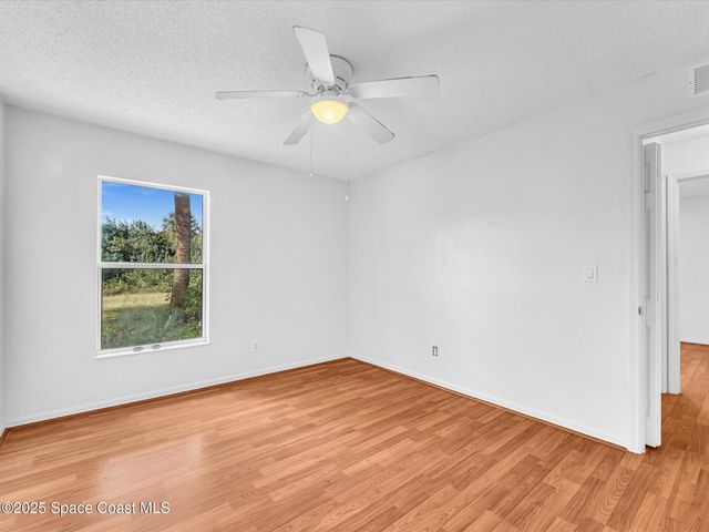 507 Fitzsimmons Street SW, Palm Bay, FL 32908