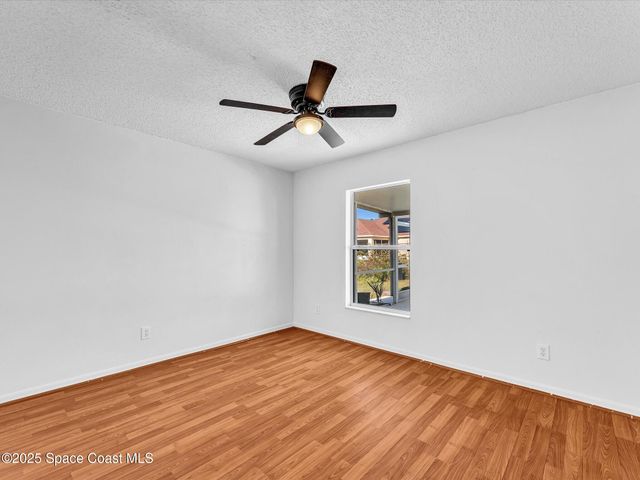 507 Fitzsimmons Street SW, Palm Bay, FL 32908