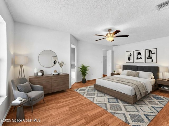 507 Fitzsimmons Street SW, Palm Bay, FL 32908