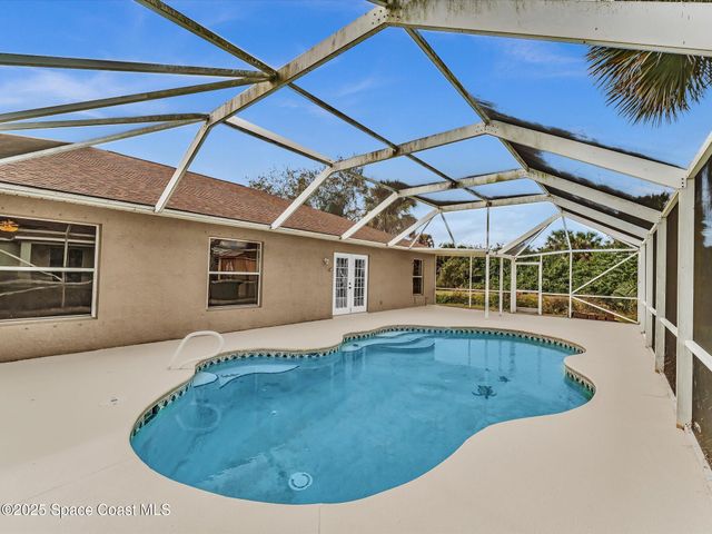 507 Fitzsimmons Street SW, Palm Bay, FL 32908
