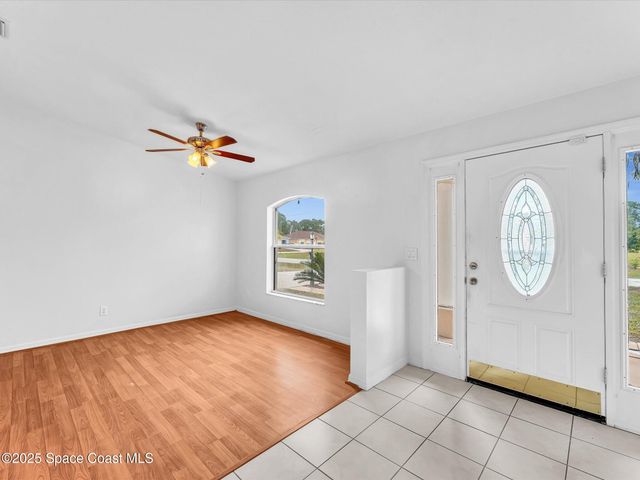 507 Fitzsimmons Street SW, Palm Bay, FL 32908