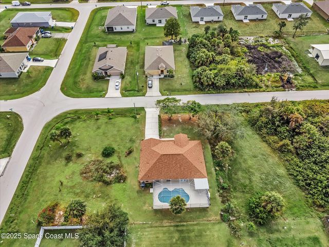 507 Fitzsimmons Street SW, Palm Bay, FL 32908