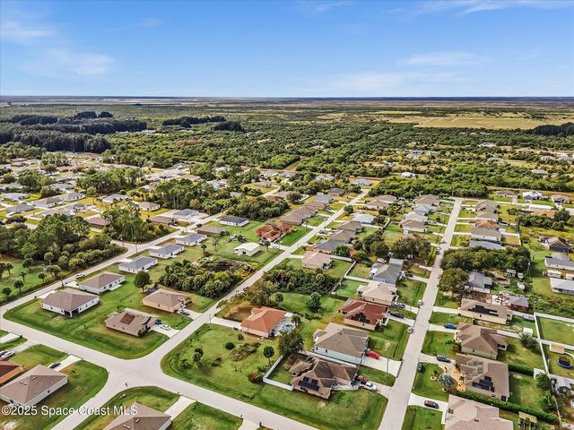 507 Fitzsimmons Street SW, Palm Bay, FL 32908