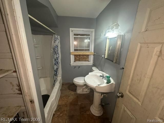 19332 Waltham Street, Detroit, MI 48205