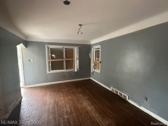 19332 Waltham Street, Detroit, MI 48205