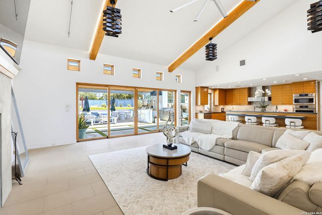 106B FM 1376, Boerne, TX 78006