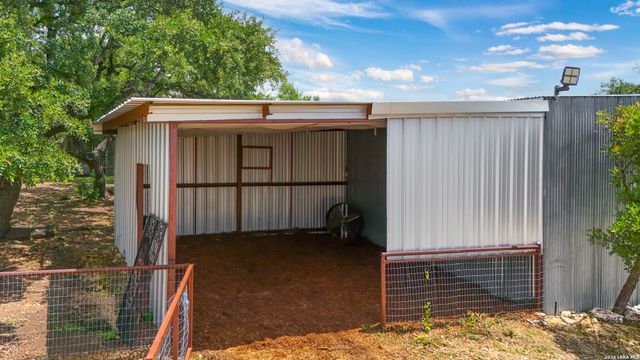 106B FM 1376, Boerne, TX 78006