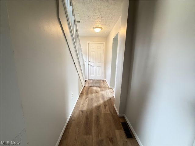 633 Spangler Drive, Zanesville, OH 43701