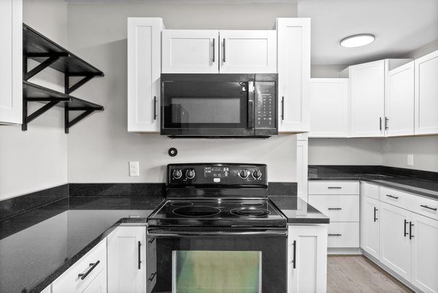 1815 Palamino Dr, Clarksville, TN 37042