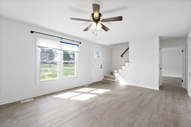 1815 Palamino Dr, Clarksville, TN 37042