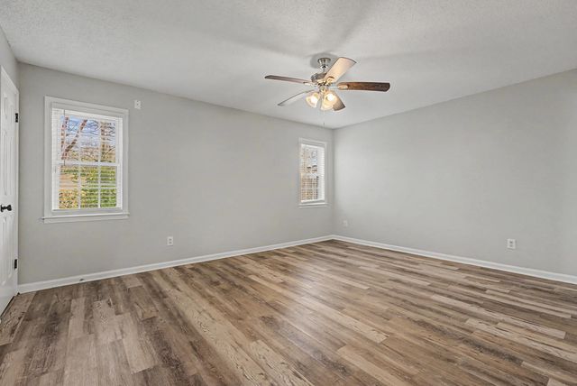 2819 MCVAY TRAIL DR, Memphis, TN 38119