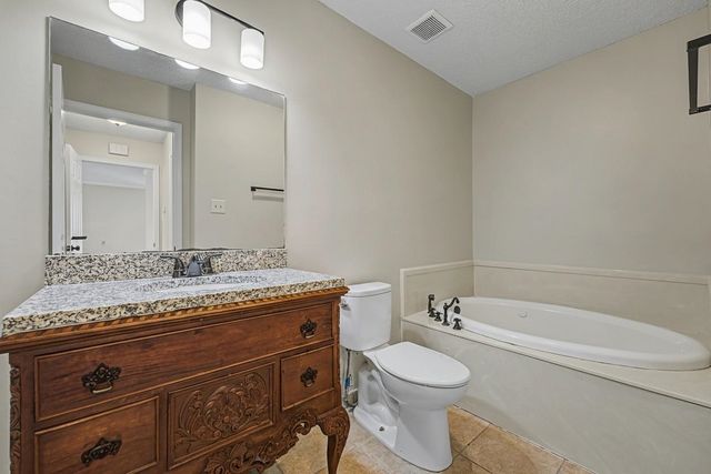 2819 MCVAY TRAIL DR, Memphis, TN 38119