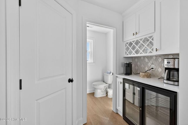 321 N New River Drive, Surf City, NC 28445